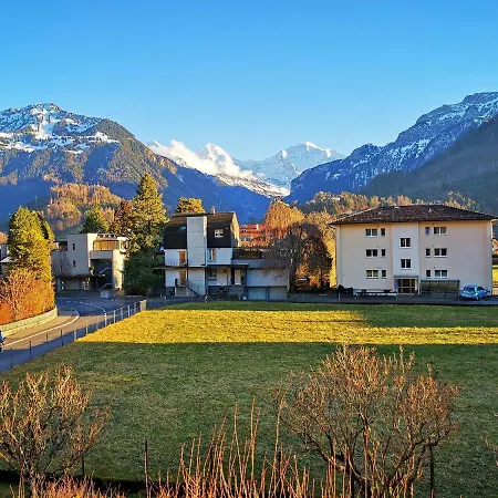 Апартаменты Uptown Free Parking