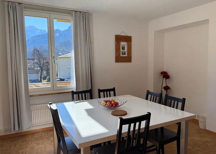 Uptown Free Parking Apartament *